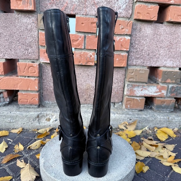 Y2K Classic black knee high leather riding boots - Picture 5 of 14